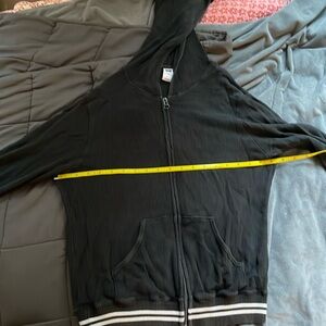 Gap large hooded metal zipper up front black and white